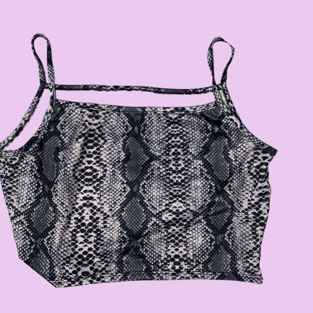 Gray top From Shein Size S US-2